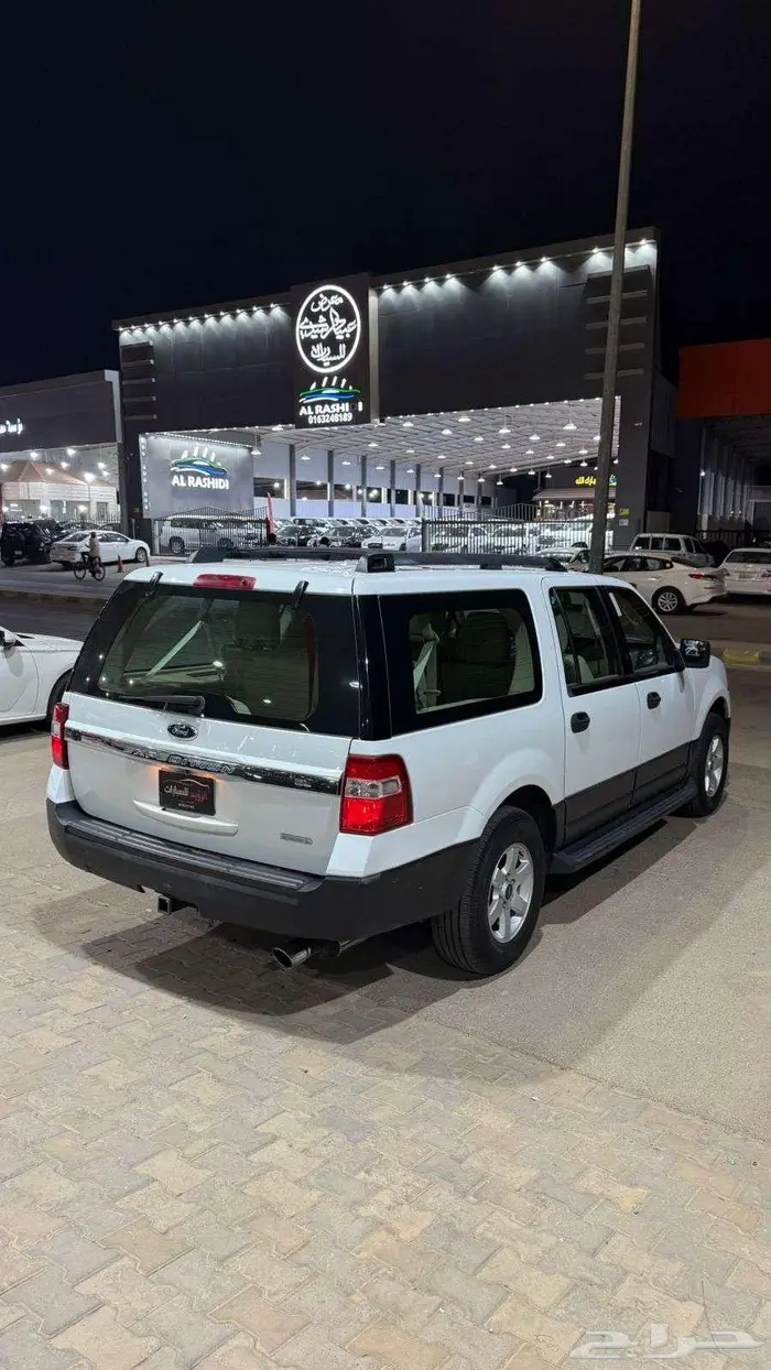 فورد اكسبديشن 2016 دبل عداد 125000فقط XL 6