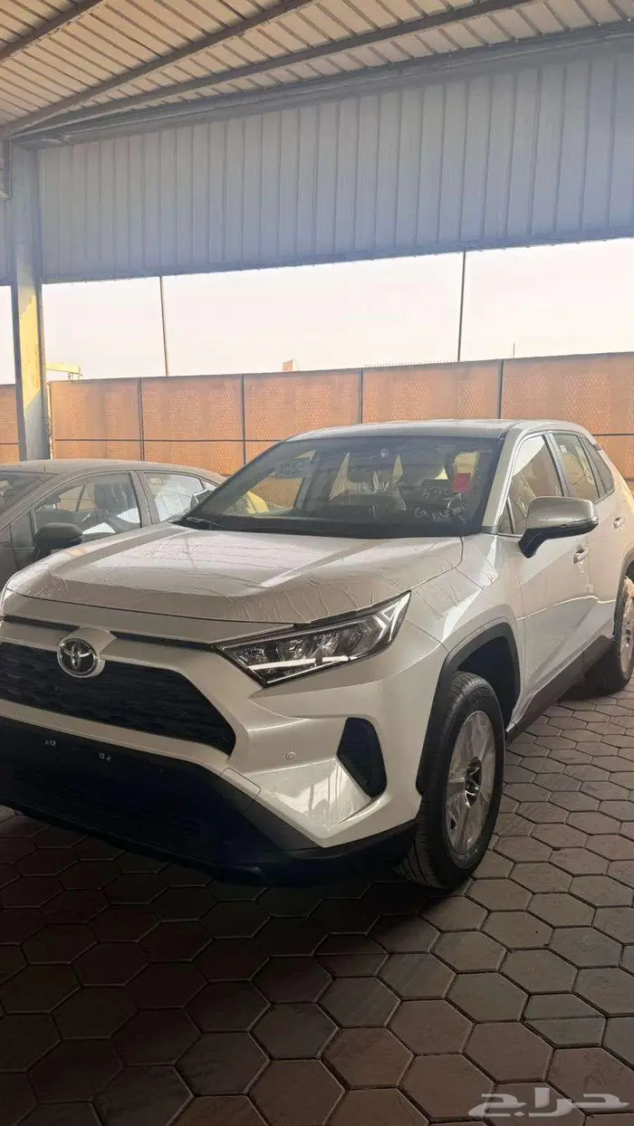 تويوتا راف فور استاندر دفع امامى موديل 2025 0