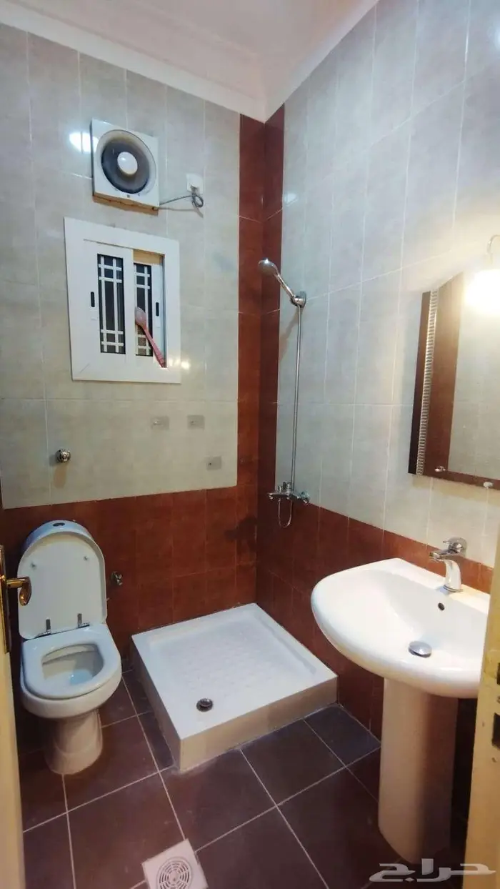 شقة للايجار السنوي بجدة - حي السلامة 6