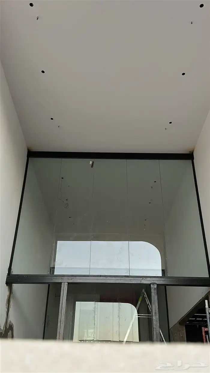 اللماع للزجاج والسكريت 13