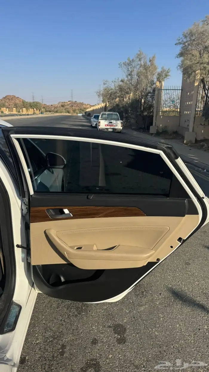 سوناتا 2016 نظيفه جدا للبيع 16