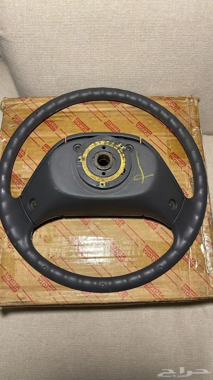 طارة هايلوكس مديل 89 الي 97 اصلي جديد وكاله 0