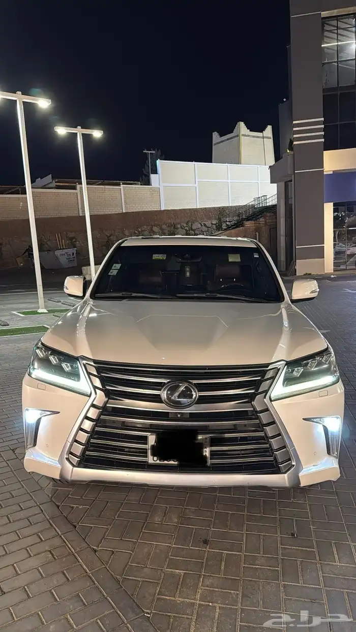 لكزس Lx2016 0