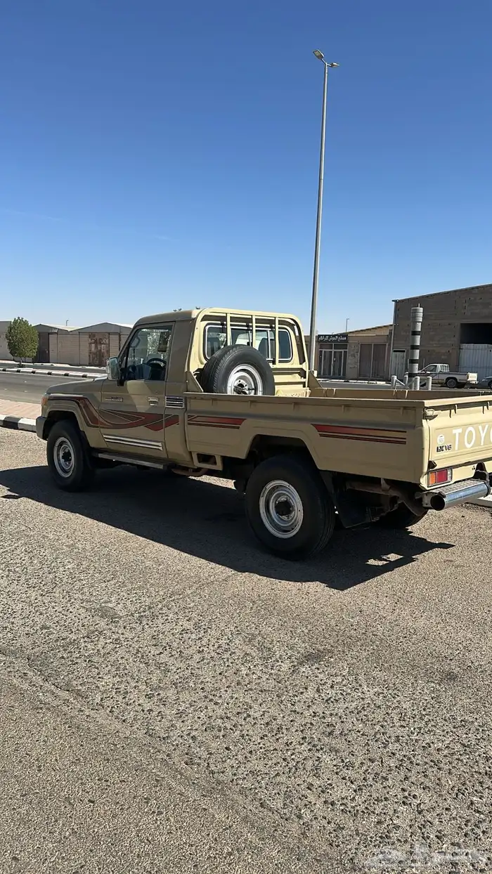 جيب شاص 2016 ممشى 500 الف عادي بدون دفلك 0