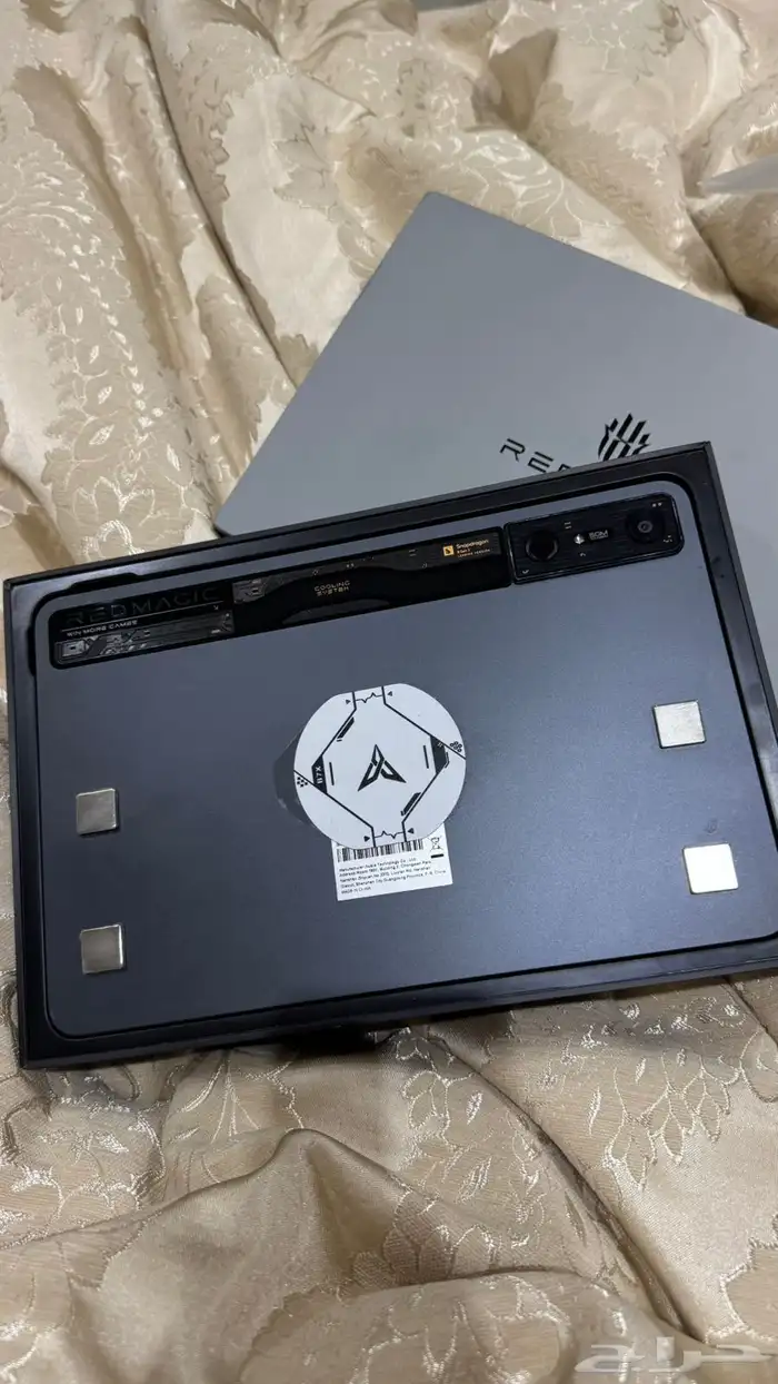 أيباد رد ماجيك نو ا 256 قيقا 4