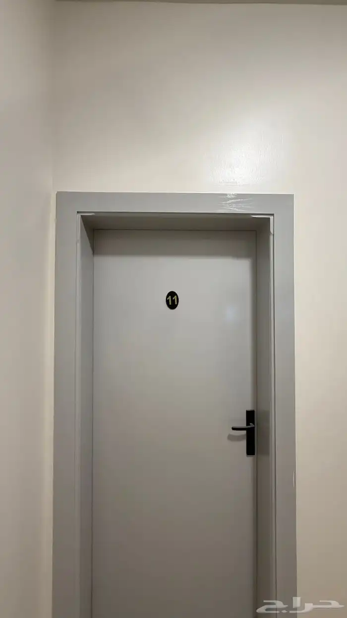 مكاتب إدارية راقية للإيجار 1