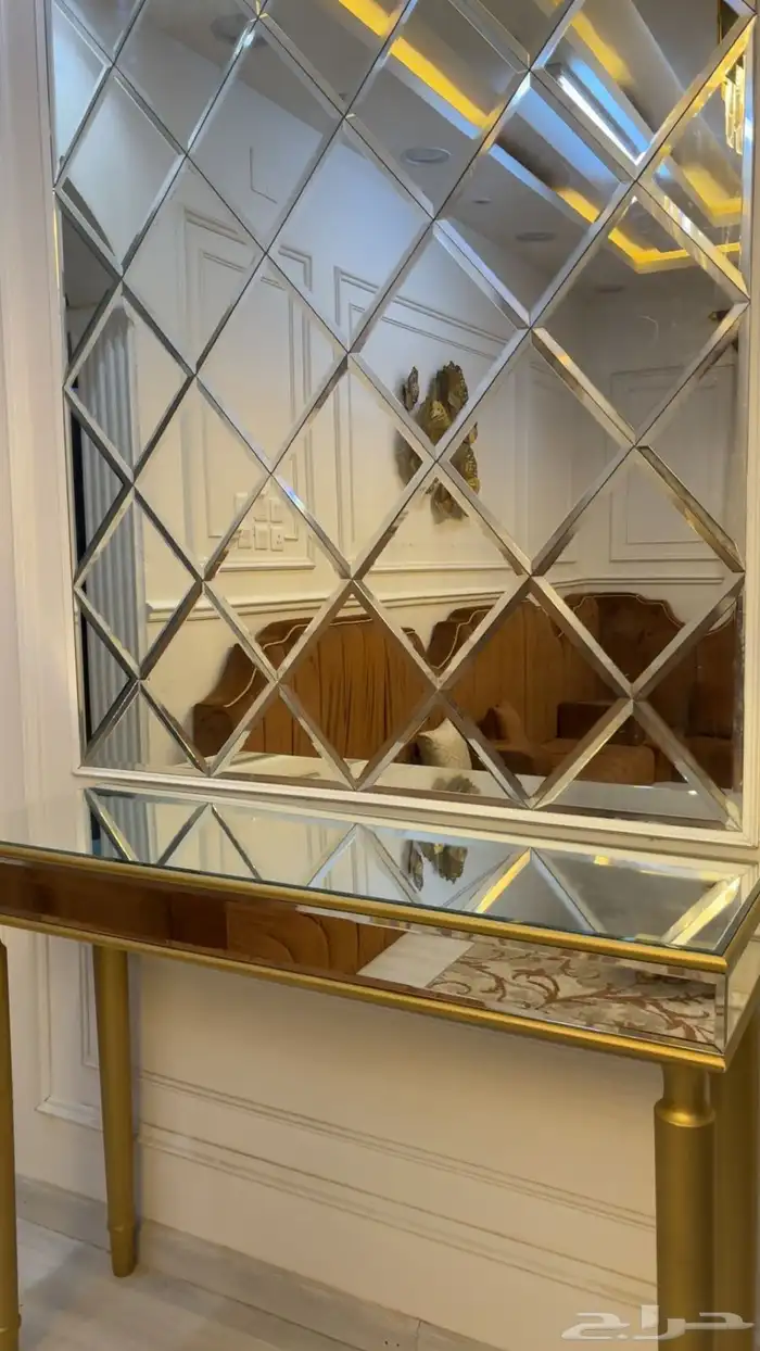 للبيع صاله جميع محتويتها 1