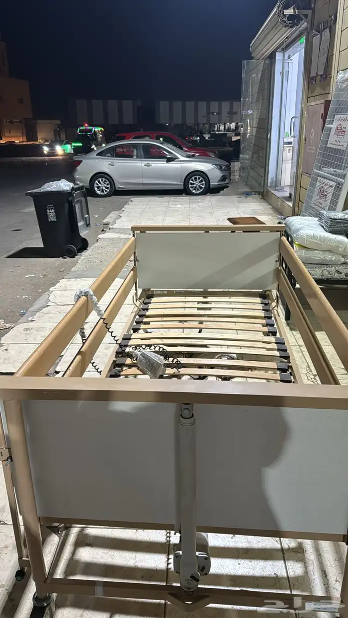 سرير طبي كهربائي 600ريال 1