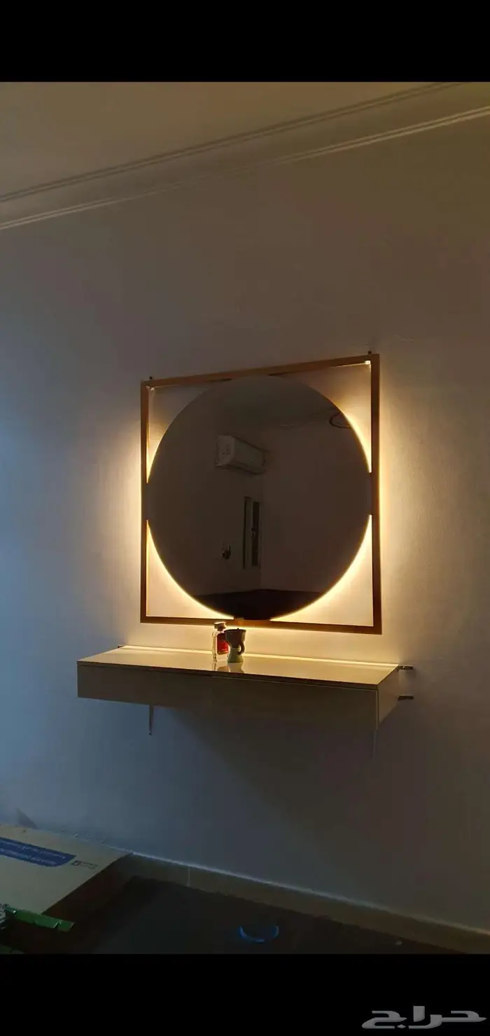 تسريحة مع زجاج واضاءه ليد 3