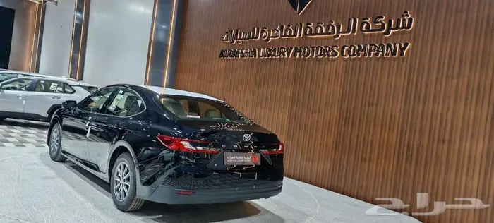 تويوتا كامرى استاندر E بنزين 2025 3