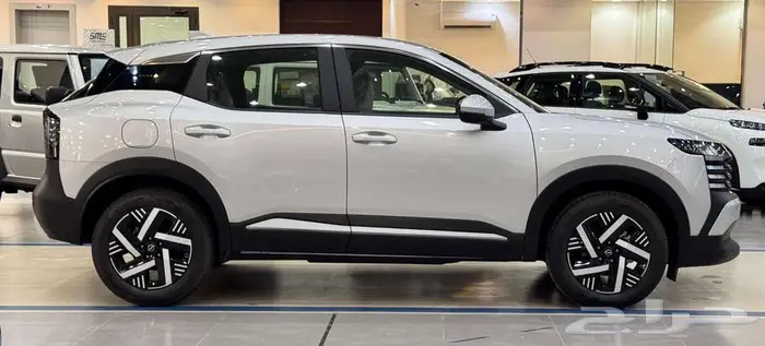 نيسان كيكس الشكل الجديدsمكينه 2.0 موديل 2025 كاش وتقسيط 3