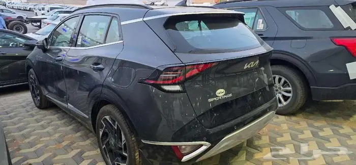 كيا سبورتاج نص فل بانوراما 1600موديل 2024 لدى احدث السيارات 3