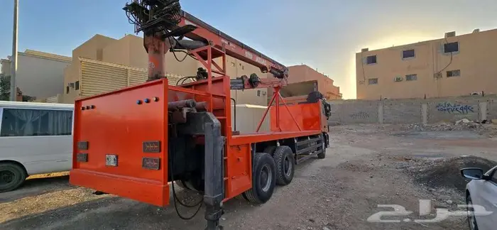 للبيع شاحنة اكتروس2003 ونش اطلس250موديل موديل 2013 نظيفة جدا 0