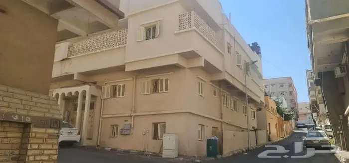 عمارة للبيع دوين 8 شقق على شارعين أبها 0