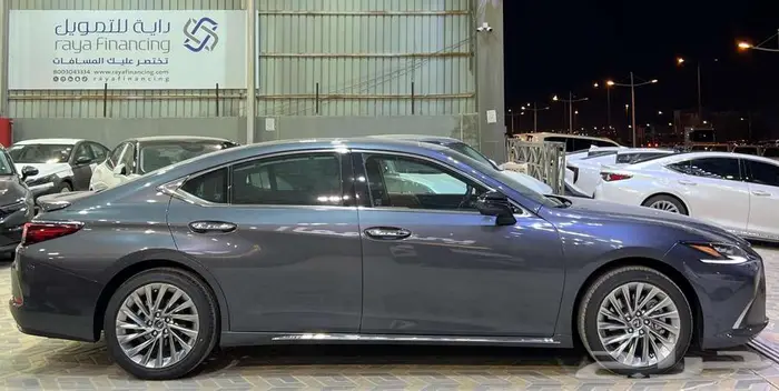 لكزس ES350 DD متوفر خليجي و سعودي 2025 3