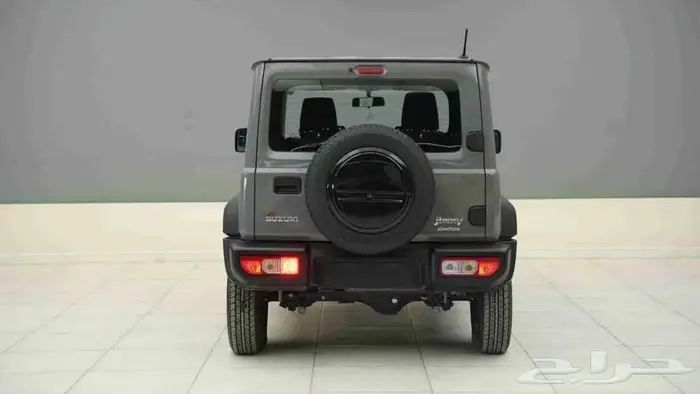 سزوكي جمني2025 7