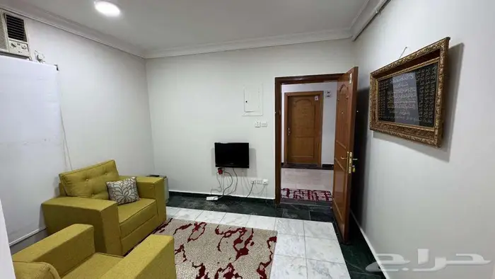 شقه مفروشه للايجار في العزيزيه 10