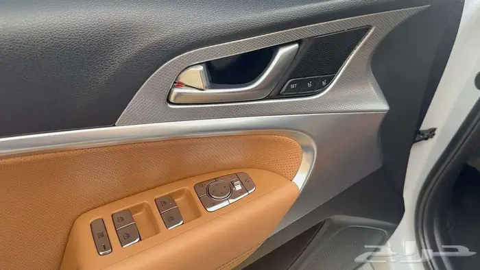 جنسس G70 2021 نظيفة جدا بوضع الوكالة شبه جديد بطاقة جمركية 16