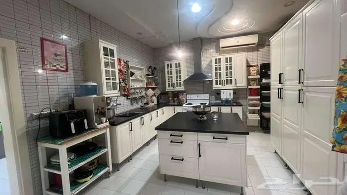 فيلا سكنية للبيع ببريدة حي النهضة 17