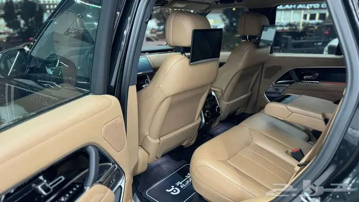 2023 رنج روفر اتش اس إي RANGE ROVER HSE P400 11