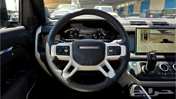 2025 LAND ROVER DEFENDER 110 S P300 GCC ضمان وصيانة الوكيل 8