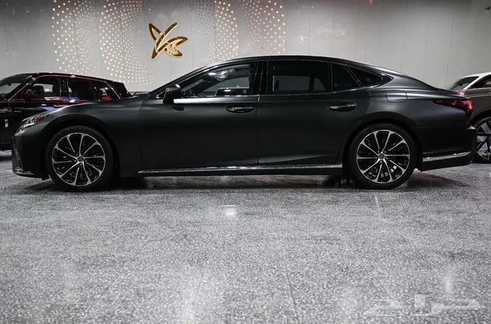 شركة لبريمي لسيارات لكزس 1