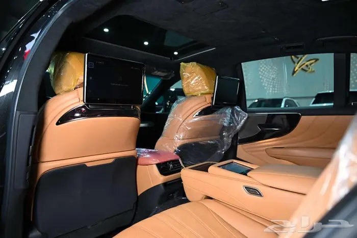 شركة لبريمي لسيارات لكزس 8