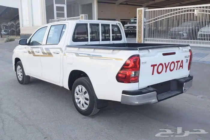 هايلوكس غمارتين بدون دبل 2025 اتوماتيك طيس بنزين كاش واقساط 5