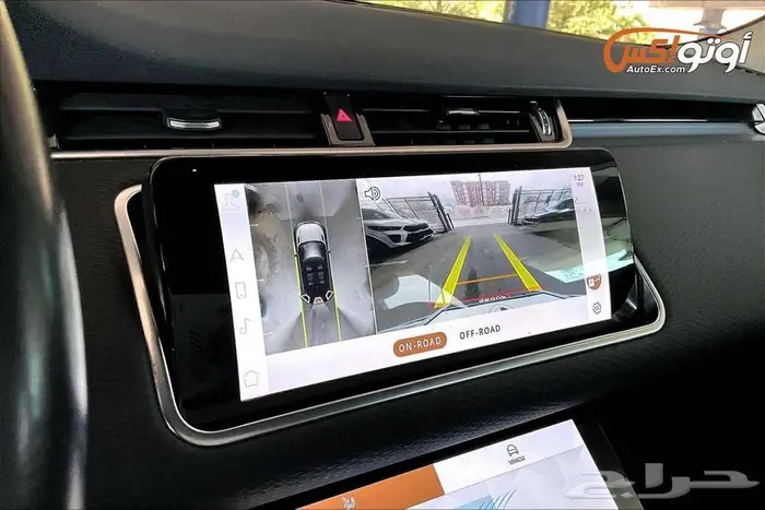 2021 لاند روفر إيفوك S 16