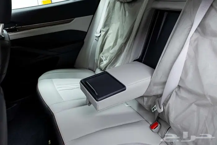 فورد تورس تيتانيوم 2026 30