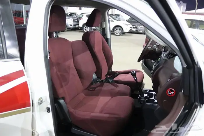 نيسان نافارا 2019 10