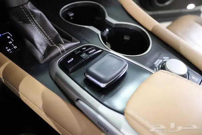 لكزس RX350 فل كامل 2019 22