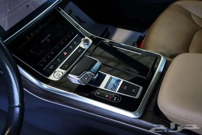 اودي Q7 فل كامل موديل 2020 S - LINE 15