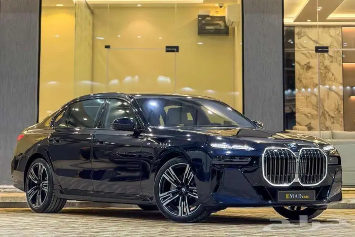 BMW 735i M KIT V6 2026 كربون بلاك خليجي 0