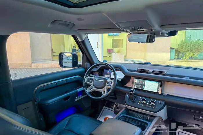 لاند روفر ديفندر HSE 90 2021 نحاسي سعودي 7