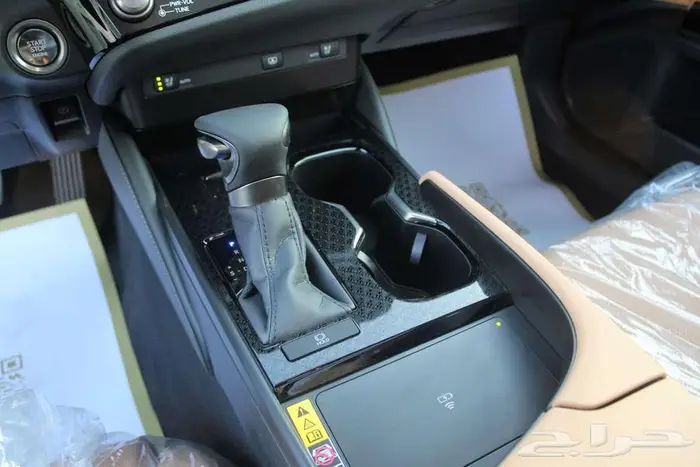 لكزس - ES 350 - DD - فل كامل - سعودي - 2025 14