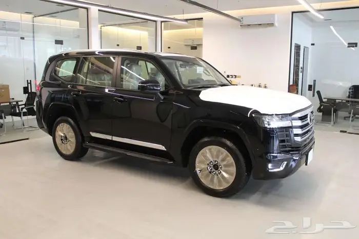 تويوتا لاند كروزر 4 ( كاش   بنك ) 1