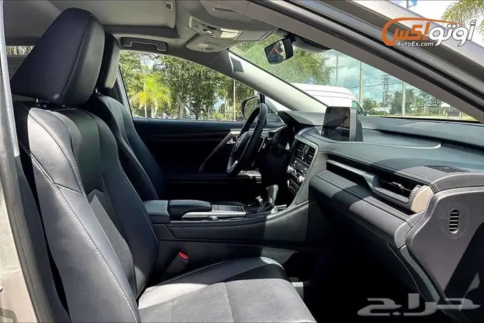 2021 لكزس RX 350 بريميوم 4