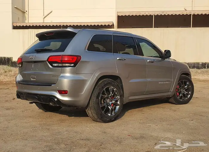 جيب SRT البيع تشليح كامل قطع فقط 12