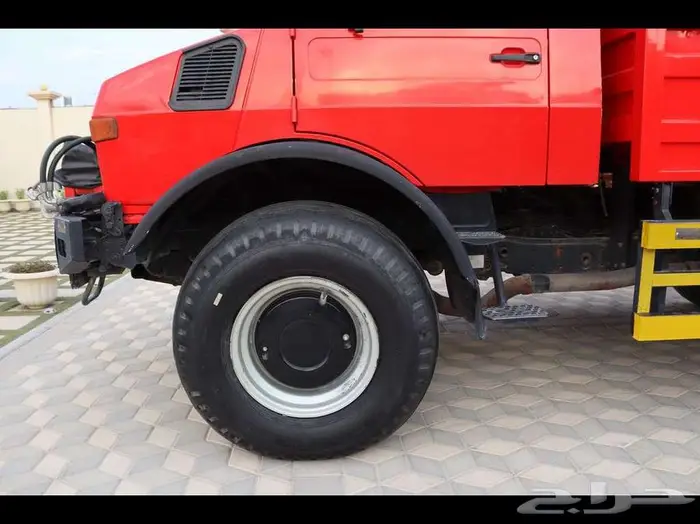 مرسيدس يونيموق موديل 1992 19