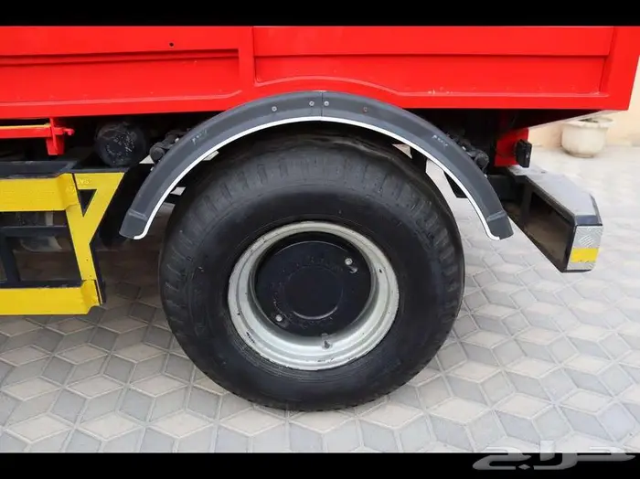 مرسيدس يونيموق موديل 1992 31