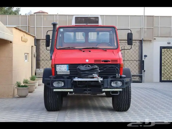 مرسيدس يونيموق موديل 1992 48