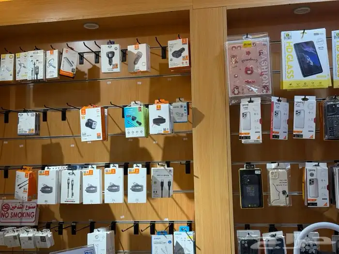 محل جوالات للتقبيل في السوق الداخلي(لعدم التفرغ) 2