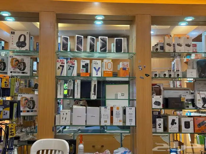 محل جوالات للتقبيل في السوق الداخلي(لعدم التفرغ) 4