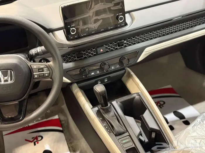 هوندا اكورد 2025 8