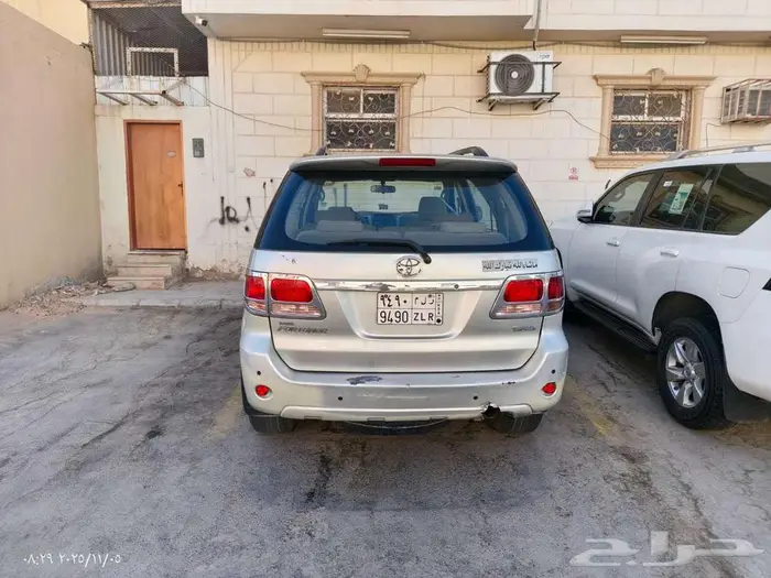 فورتشنر 2006 6v للبيع 2