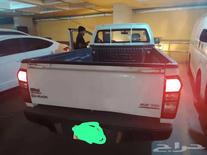 ايسوزو اللون ابيض موديل 2019 3