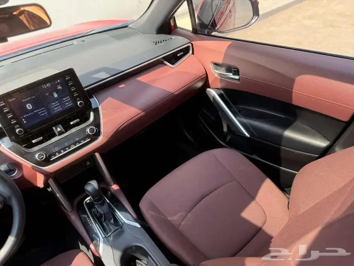 تويوتا كرولا كروس 2022 ممشي 145 الف عرض خاص كاش او تمويل 13