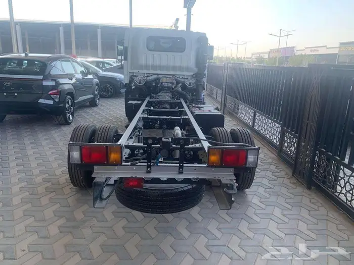 ايسوزو دينا 4 طن 4.95 م 2024 شاص طويل 4