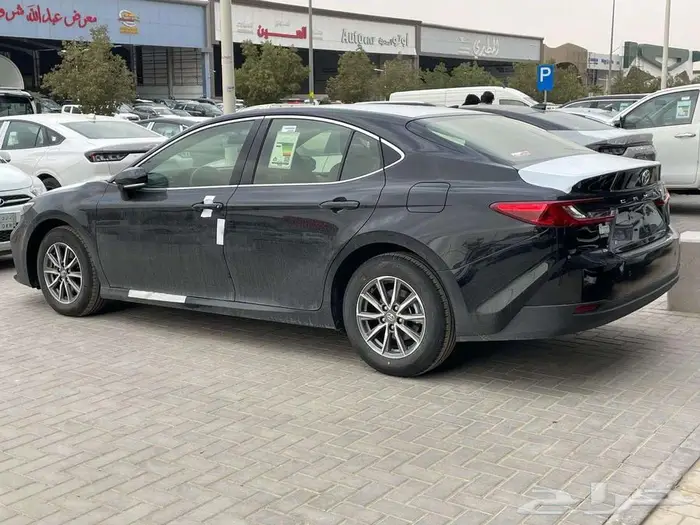 تويوتا كامري E 2025 كاش استلام فوري افضل سعر في السوق 3